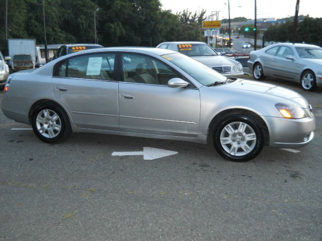 Nissan Altima 2005 photo 3