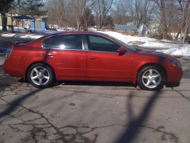 Nissan Altima LE Sedan