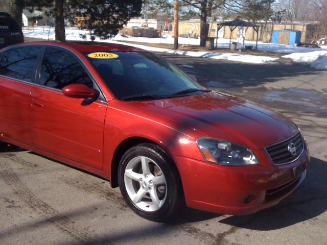 Nissan Altima 2005 photo 1