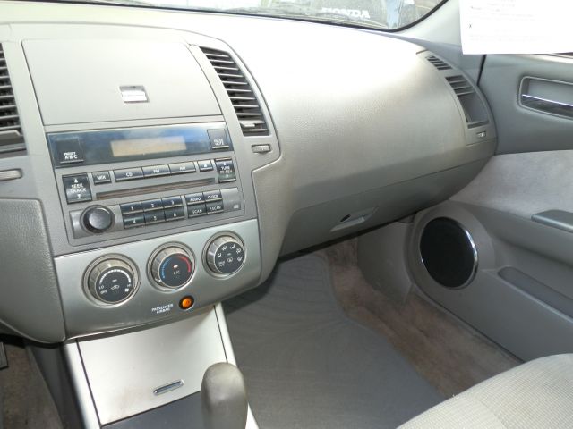 Nissan Altima 2005 photo 5