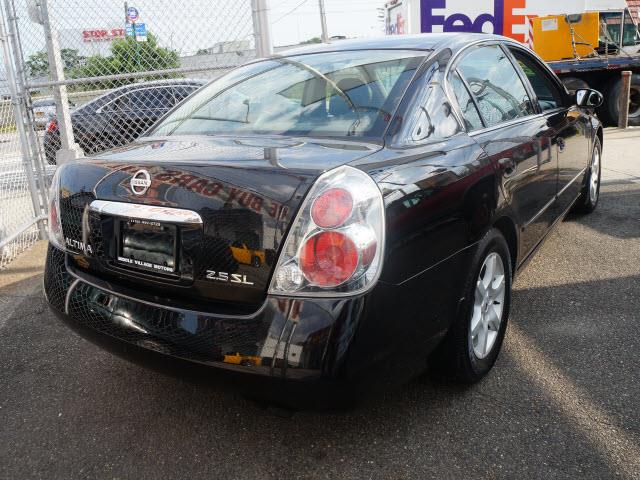 Nissan Altima 2005 photo 3