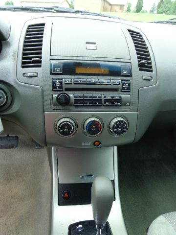 Nissan Altima 2005 photo 3