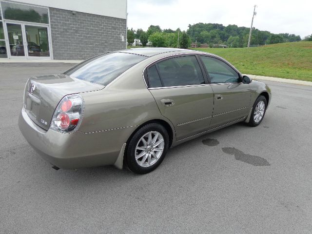 Nissan Altima 2005 photo 8