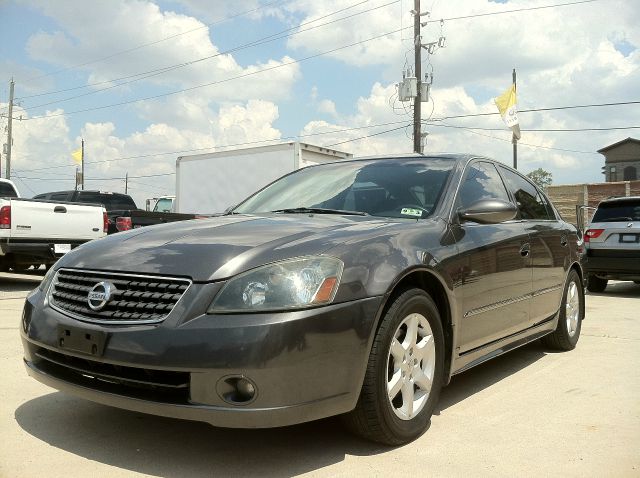 Nissan Altima 2005 photo 1