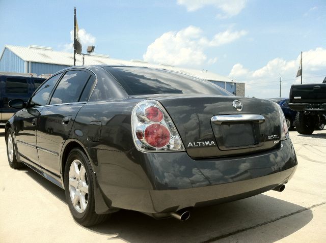 Nissan Altima 2005 photo 11