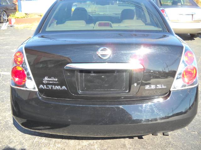 Nissan Altima 2005 photo 3