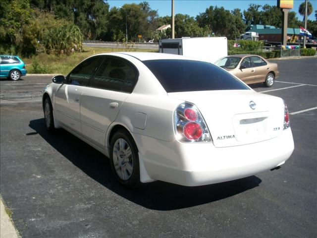 Nissan Altima 2005 photo 1