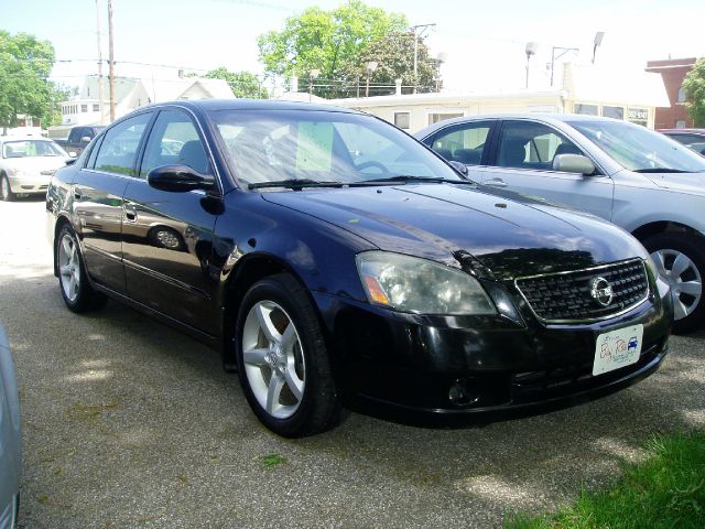 Nissan Altima 2005 photo 2