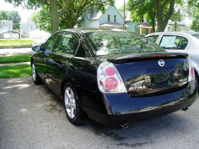 Nissan Altima 2005 photo 4