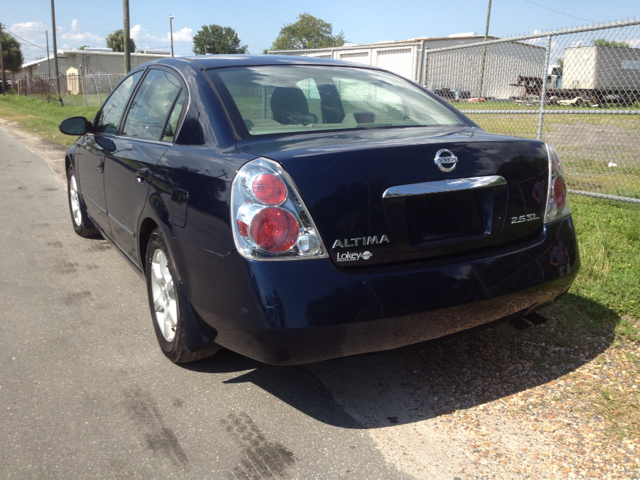 Nissan Altima 2005 photo 3