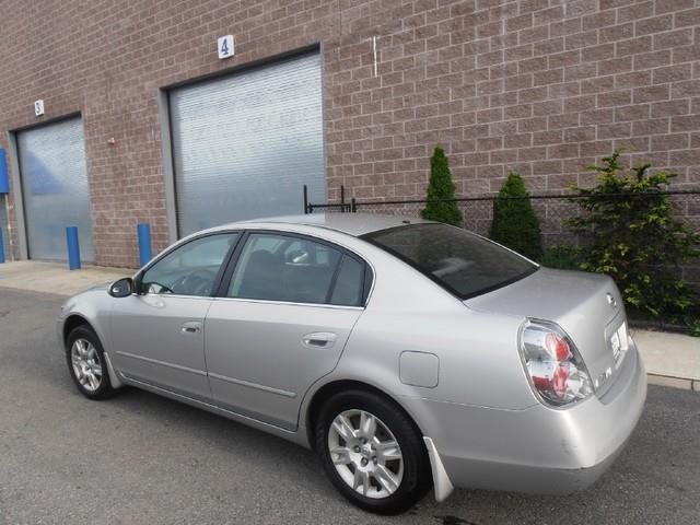 Nissan Altima 2005 photo 1