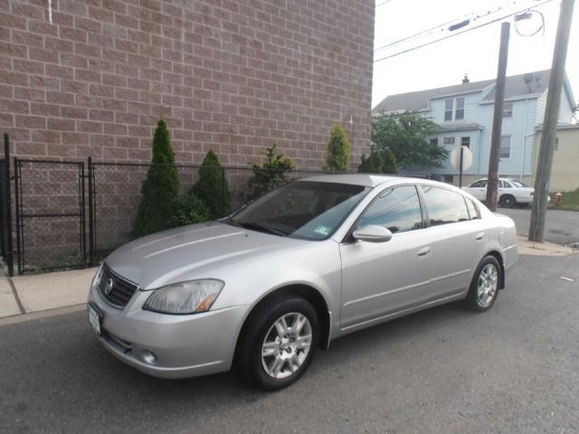 Nissan Altima 2005 photo 4