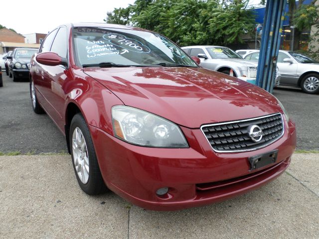 Nissan Altima 2005 photo 2