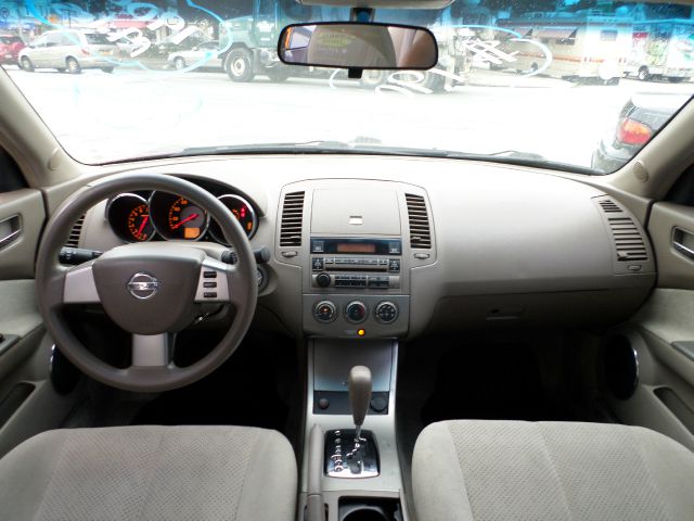 Nissan Altima 2005 photo 4