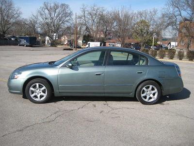 Nissan Altima 2005 photo 1