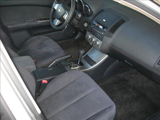 Nissan Altima 2005 photo 2