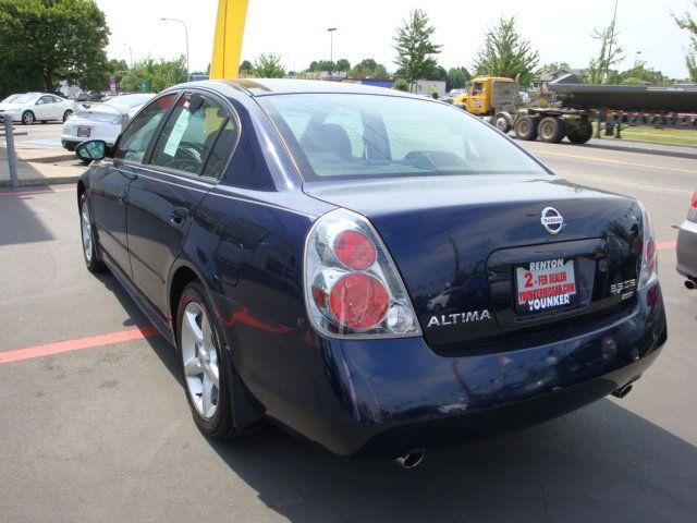 Nissan Altima 2005 photo 1