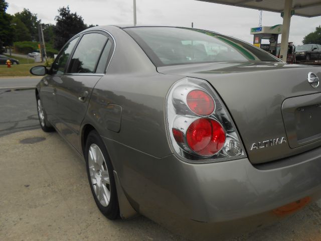 Nissan Altima 2005 photo 3