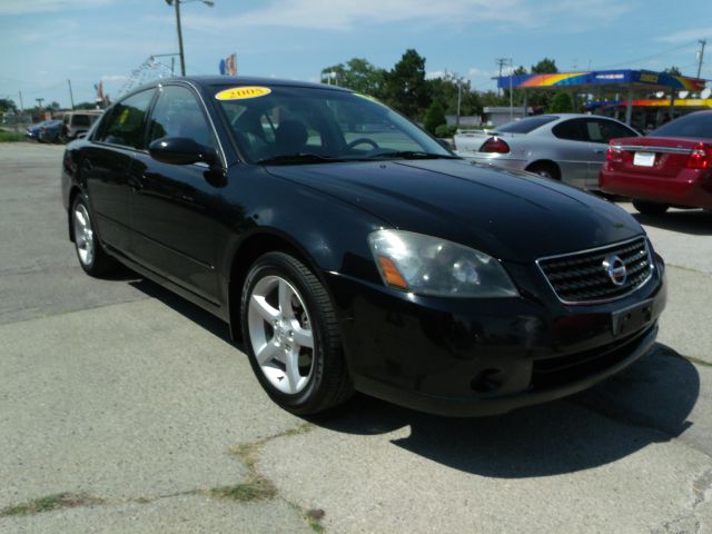 Nissan Altima 2005 photo 1