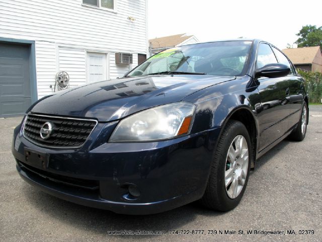 Nissan Altima 2005 photo 2