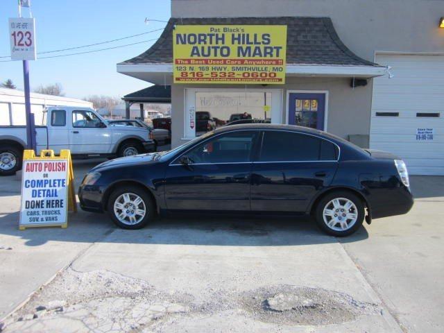 Nissan Altima Pickupslt Quad Cab SWB 4WD 4x4 Truck Sedan