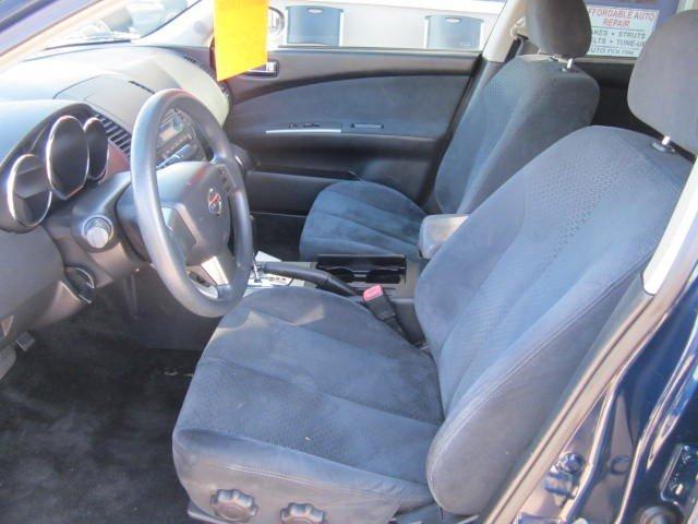 Nissan Altima 2005 photo 2