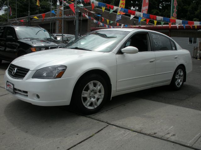 Nissan Altima 2005 photo 4