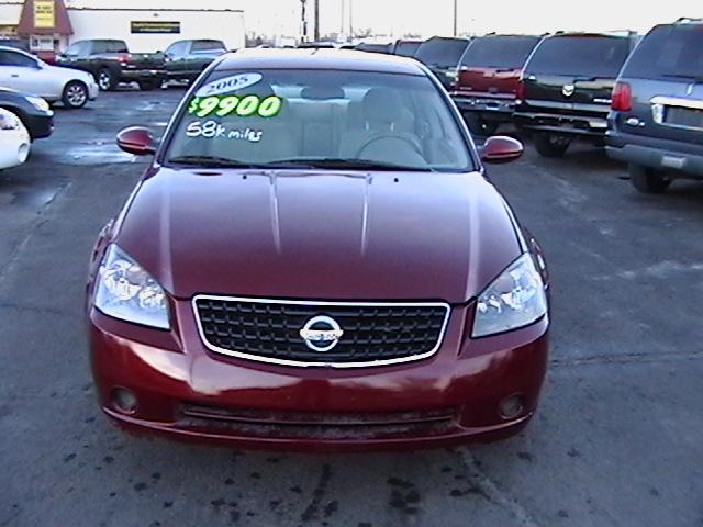 Nissan Altima 2005 photo 1