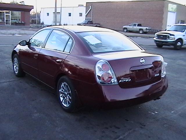 Nissan Altima 2005 photo 4