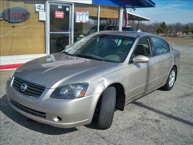 Nissan Altima 2005 photo 2