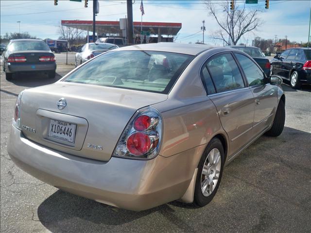 Nissan Altima 2005 photo 5