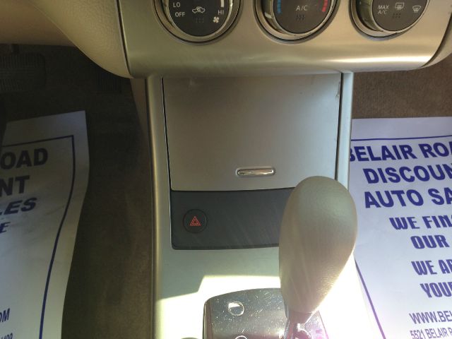 Nissan Altima 2005 photo 32