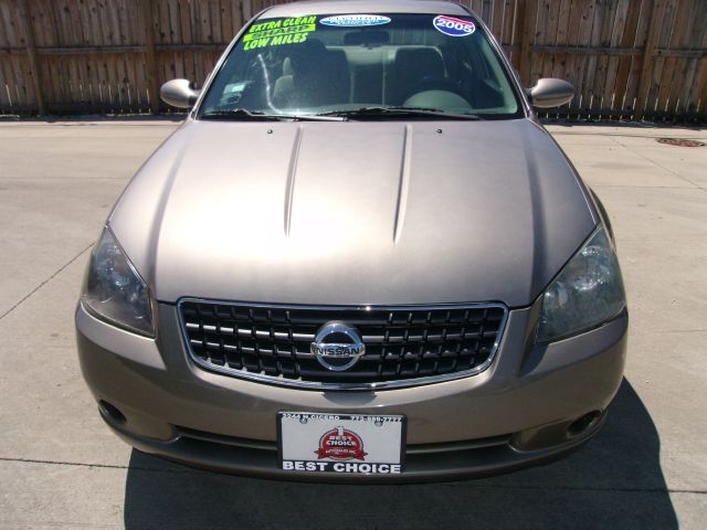 Nissan Altima 2005 photo 3