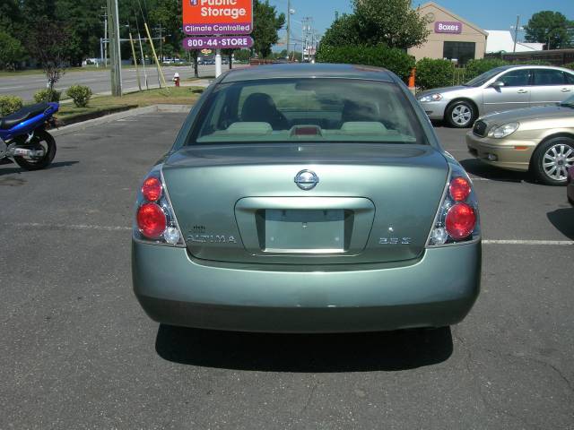 Nissan Altima 2005 photo 4