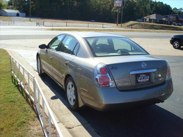 Nissan Altima 2005 photo 2