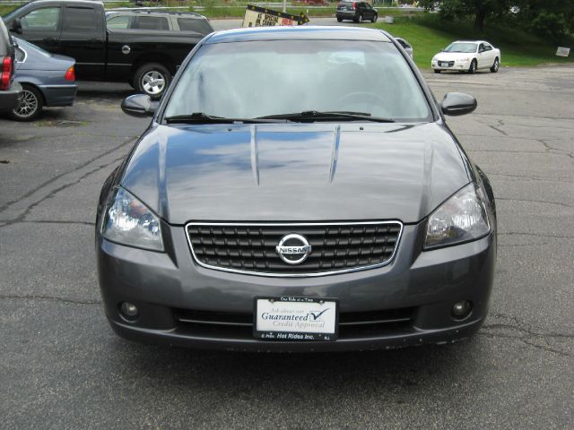 Nissan Altima 2005 photo 3