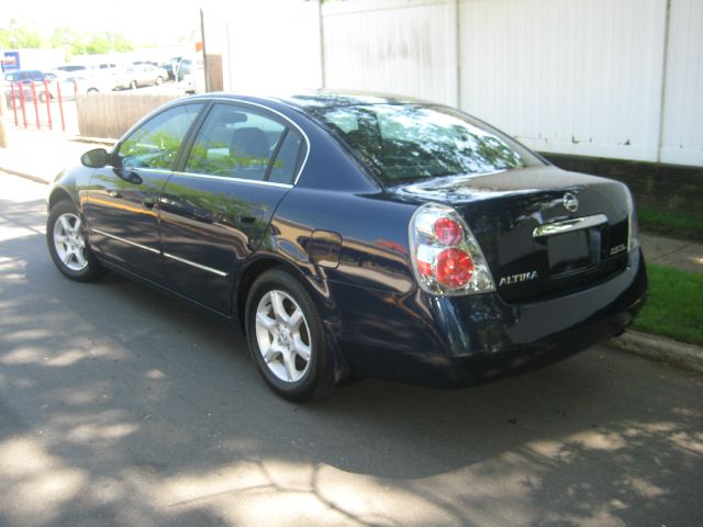 Nissan Altima 2005 photo 10