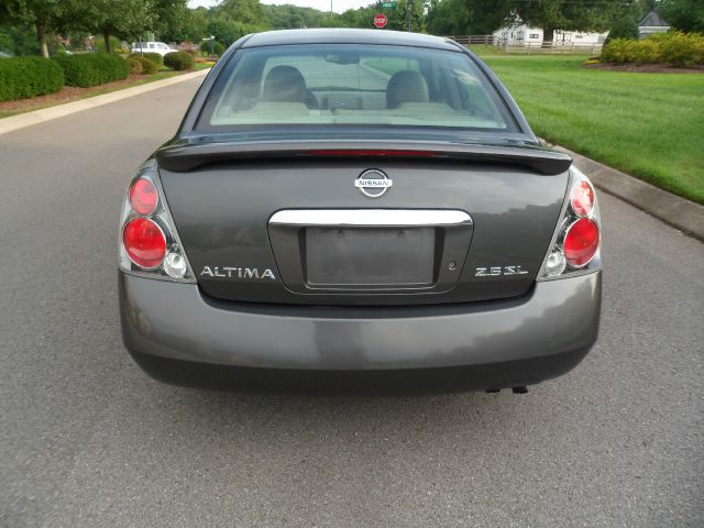 Nissan Altima 2005 photo 1