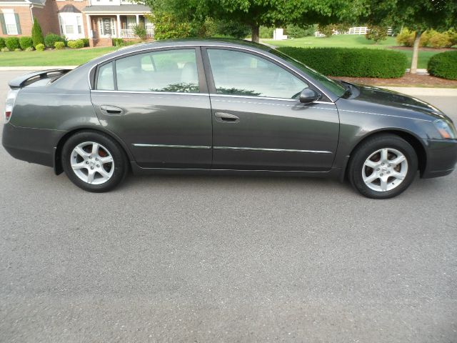 Nissan Altima 2005 photo 4