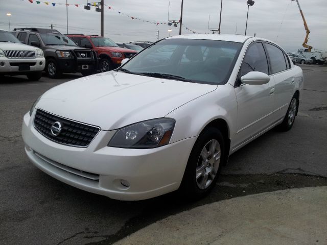 Nissan Altima 2005 photo 1