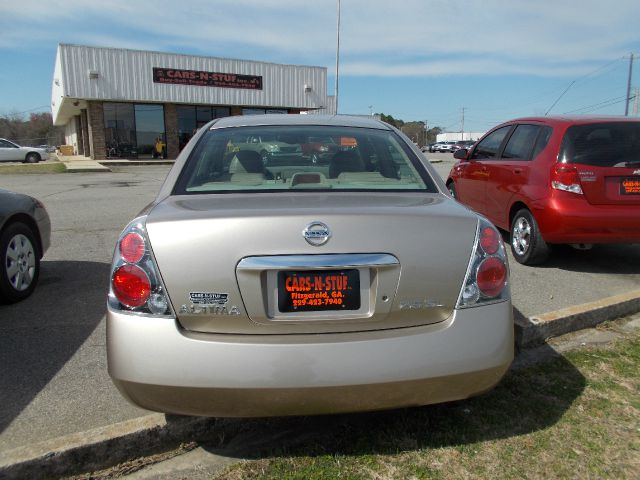 Nissan Altima 2005 photo 2