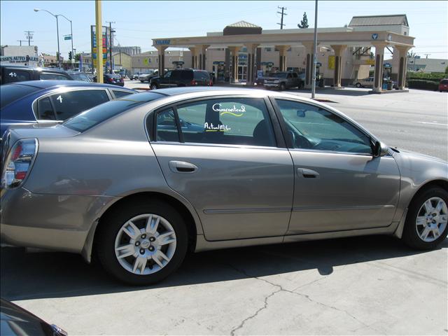 Nissan Altima 2005 photo 1