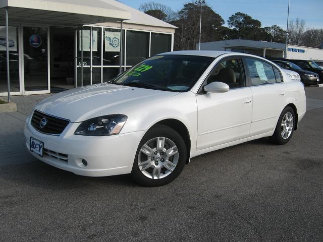 Nissan Altima XR Sedan