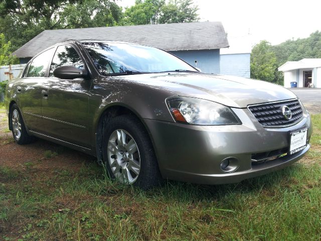 Nissan Altima 2005 photo 4