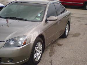 Nissan Altima 2005 photo 3