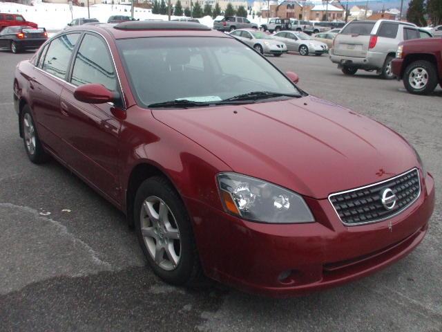 Nissan Altima 2005 photo 2