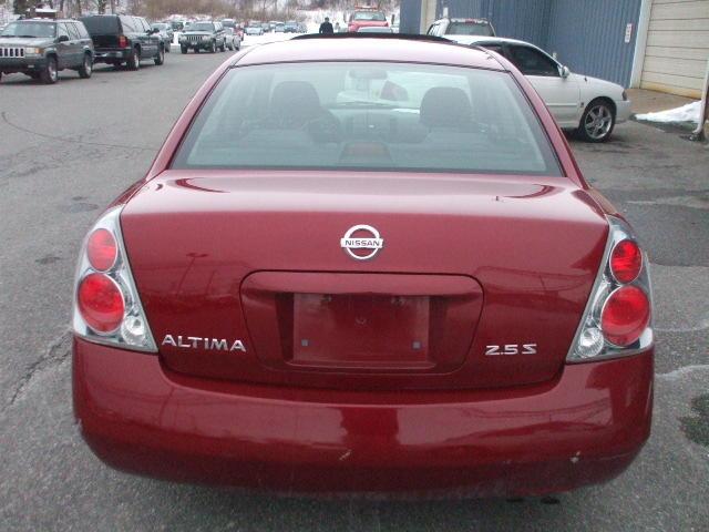 Nissan Altima 2005 photo 4