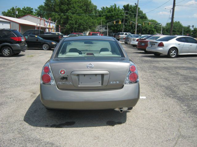 Nissan Altima 2005 photo 3