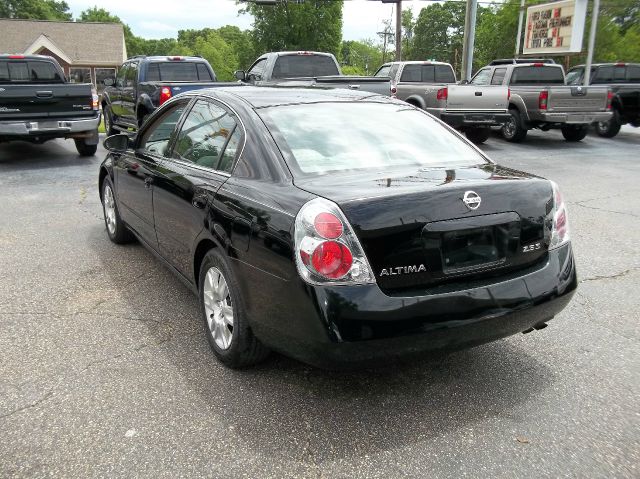 Nissan Altima 2005 photo 1