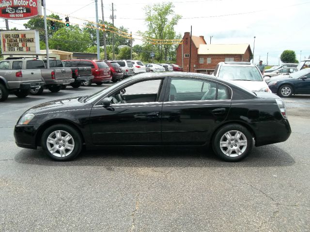 Nissan Altima 2005 photo 3